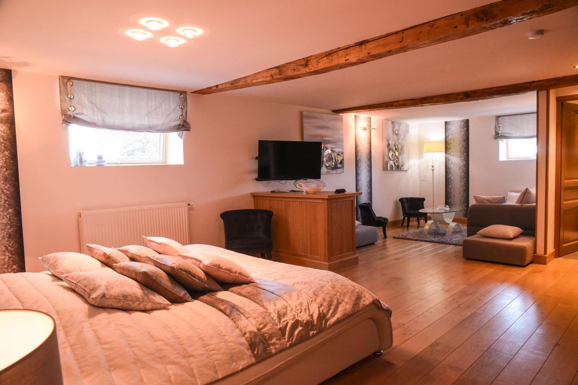 Вилла Le Domaine Des Fagnes Sains-du-Nord Экстерьер фото